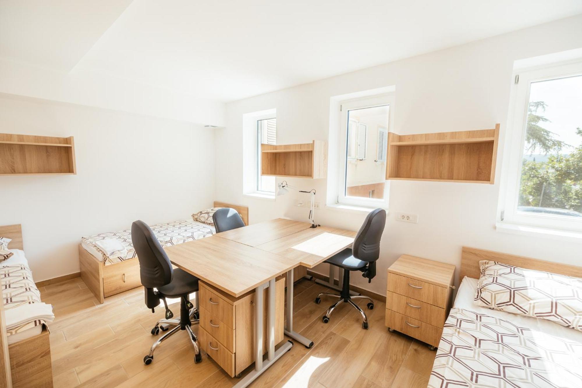 Auberge de jeunesse Prenocisca Prisoje à Koper Extérieur photo