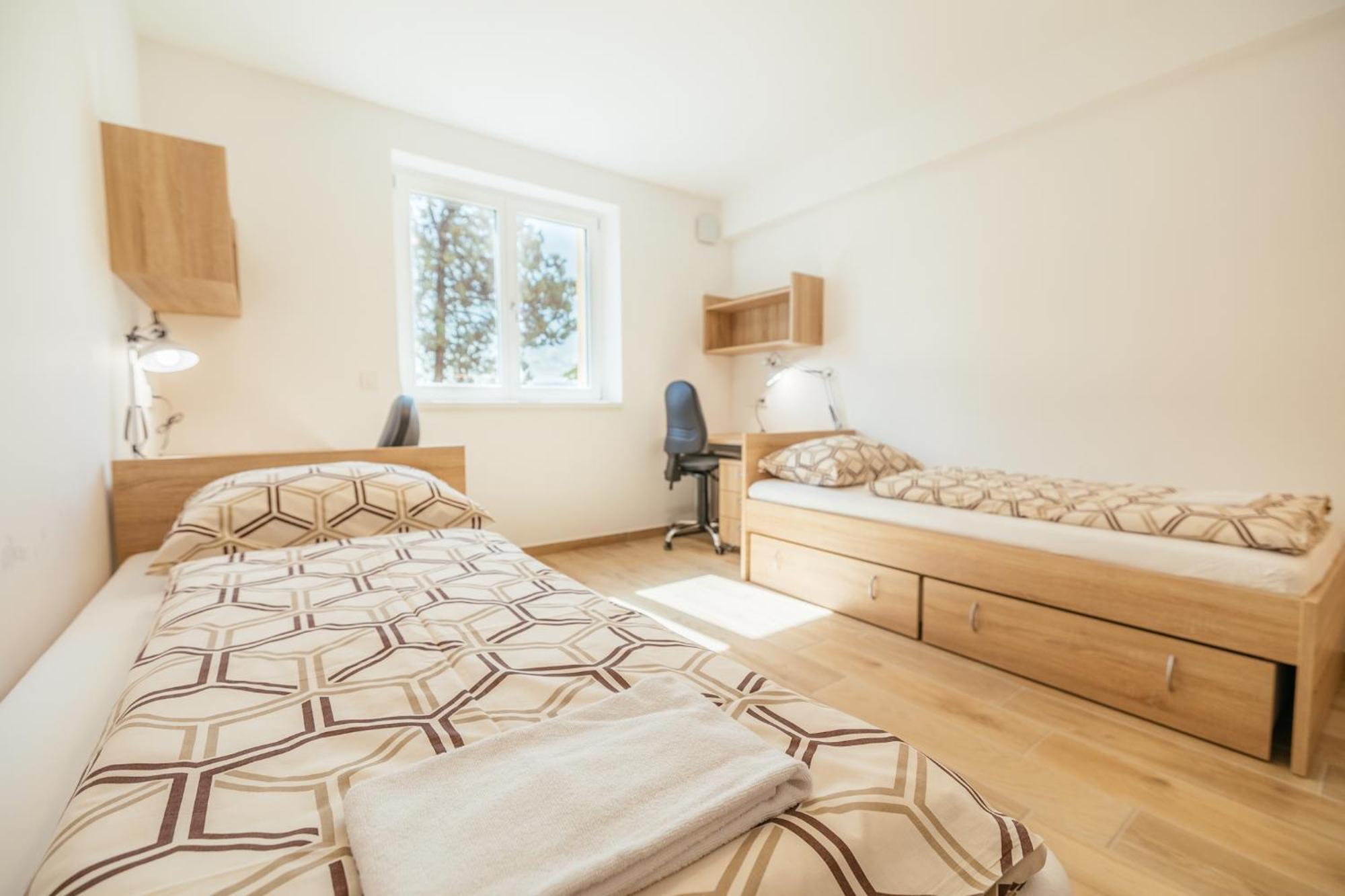 Auberge de jeunesse Prenocisca Prisoje à Koper Extérieur photo