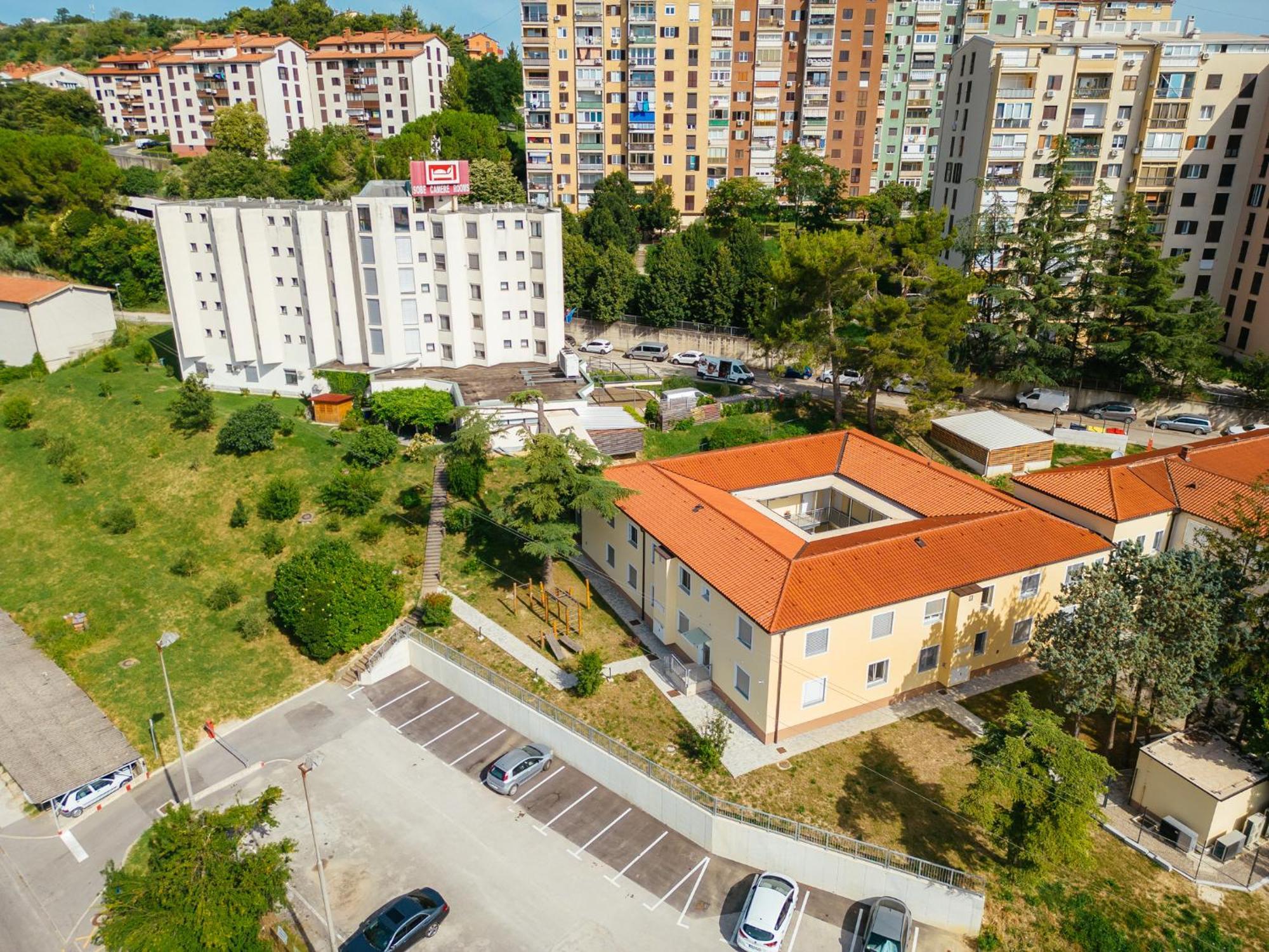 Auberge de jeunesse Prenocisca Prisoje à Koper Extérieur photo